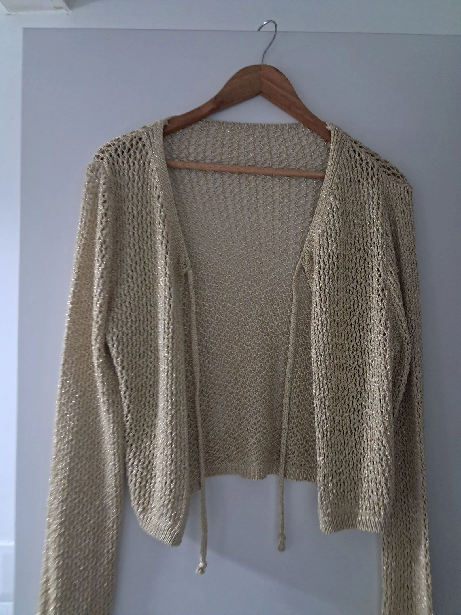  Chaqueta dorada crochet